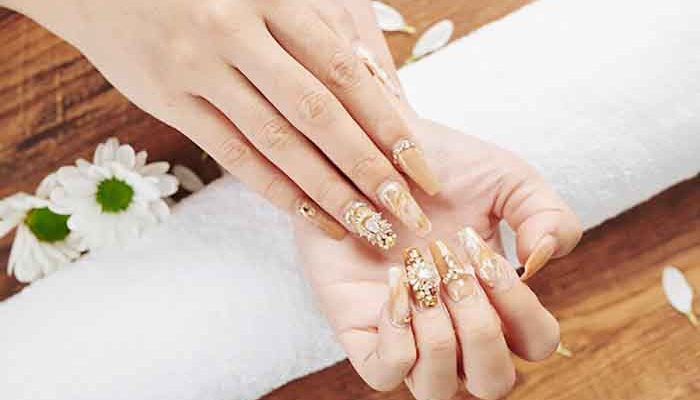 Types of nail applications