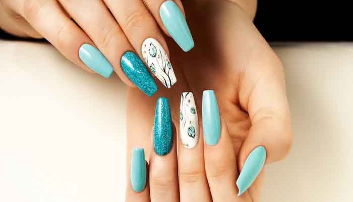 How to make your manicure like a pro?